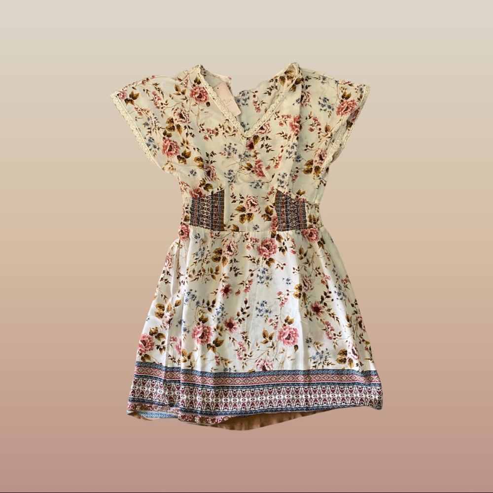 NWT Live & Let Live One World Cream Floral Dress Size Small